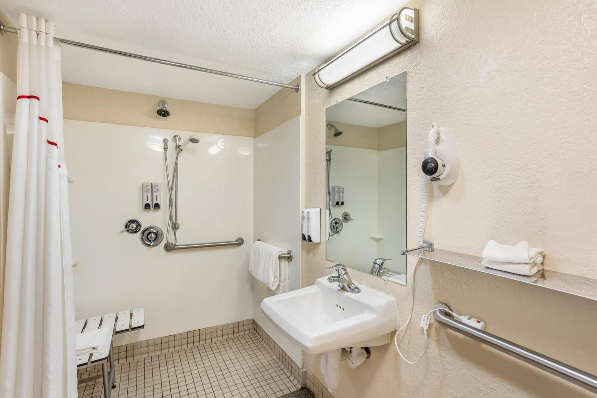 Red Roof Inn Danville, Pa Dış mekan fotoğraf